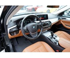 BMW Řada 5 520d xDrive/kůže/automat/ČR - 25