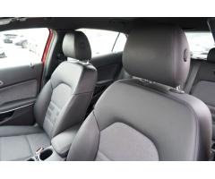 Mercedes-Benz GLA GLA 200d 4Matic/automat/kůže - 29