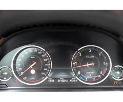 BMW Řada 7 750d xDrive/kůže/automat/Led - 35