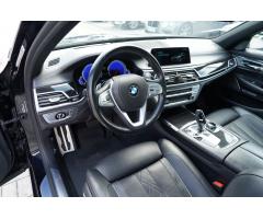 BMW Řada 7 730d xDrive Mpaket Lasery - 29