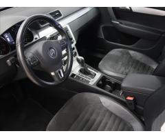 Volkswagen Passat 3,6 FSI 299k 4Motion DSG - 11