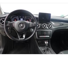 Mercedes-Benz GLA 1,6 200 ZÁNOVNÍ STAV! - 31