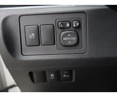 Toyota Verso 1,8 VVTi Executive AUTOMAT - 17