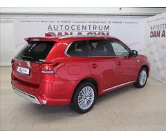 Mitsubishi Outlander 2,4 PHEV 4WD Hybrid Plus Spirit - 4