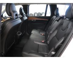 Volvo XC90 2,0 D5 AWD Inscription CZ - 14