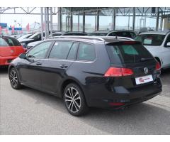 Volkswagen Golf Variant R-Line mHEV DSG Zlevněno o 16 000 Kč