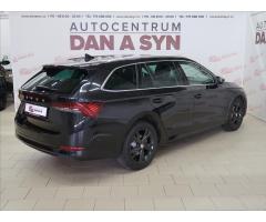 ŠKODA SUPERB COMBI 2.0TDI 140 LAURIN&K 4X4 DSG 7ST