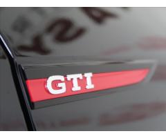 Volkswagen Golf 2,0 GTI NOVÝ VŮZ - 32