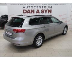 VW Passat 2,0Tdi DSG 140kW Elegance Variant 1 MAJ ČR