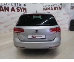 Volkswagen Passat 1,4 TSI Comfortline TOP STAV - 5