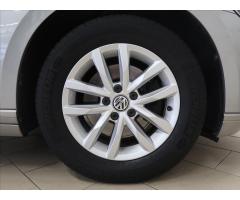 Volkswagen Passat 1,4 TSI Comfortline TOP STAV - 31