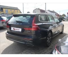 Volvo V60 2,0 D Inscription, TOP! - 3