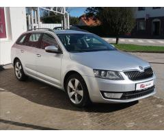 ŠKODA SUPERB COMBI 2.0TDI 140 LAURIN&K 4X4 DSG 7ST