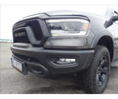 Dodge RAM 5,7 1500,V8 LPG Rebel,1.maj,ČR - 37