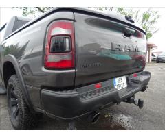 Dodge RAM 5,7 1500,V8 LPG Rebel,1.maj,ČR - 41