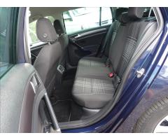 Volkswagen Golf 1,6 TDi 81kW Lounge,po rozvodech - 21