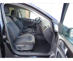 Volkswagen Golf 2,0 TDi 110kW po servise - 23