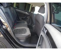 Volkswagen Golf 2,0 TDi 110kW po servise - 25