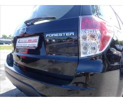 Subaru Forester 2,0 i 110kW 4x4, serviska - 8