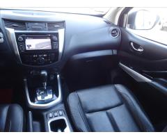 Nissan Navara 2,3 dCi 140kW 4x4,automat,po servise - 27