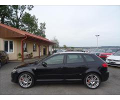 Audi A3 2,0 TDi 125kW, 3x S-line - 6