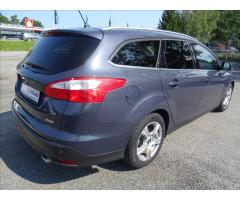 Ford Focus 1,6 134kW Titanium,NAVI,po servise - 10