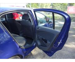 Opel Corsa 1,2 i 63kW klima, 2.majitel - 15