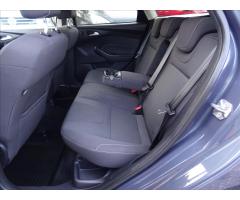 Ford Focus 1,6 134kW Titanium,NAVI,po servise - 19