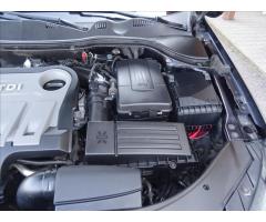 Volkswagen Passat 2,0 TDi 103kW,po rozvodech,2xkola - 34