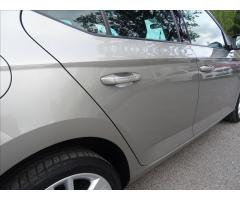 Škoda Fabia 1,2 TSi 81kW Panorama,1.maj,TOP - 12