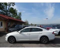 Volkswagen Passat 2,0 TDi DSG Highline,2xkola,DPH - 6