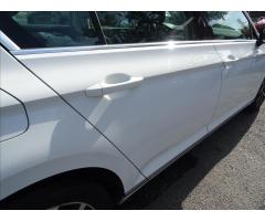 Volkswagen Passat 2,0 TDi DSG Highline,2xkola,DPH - 13