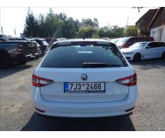 Škoda Superb 2,0 TDi 110kW,navi,led,po servise - 8