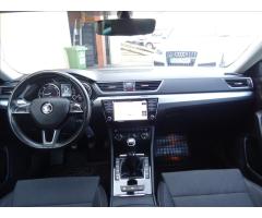 Škoda Superb 2,0 TDi 110kW,navi,led,po servise - 21