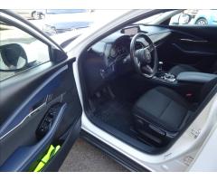 Mazda CX-30 2,0 Skyactiv-G Plus,1.majitel - 12