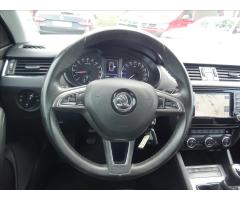 Škoda Octavia 1,6 TDi 81kW JOY,navi,led,xenon,1.majitel - 29