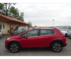 Peugeot 2008 1,2 81kW automat, Allure, navi - 6