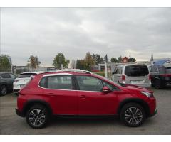 Peugeot 2008 1,2 81kW automat, Allure, navi - 11