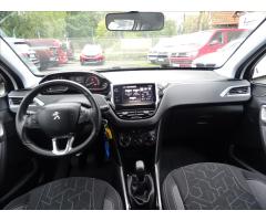 Peugeot 2008 1,2 81kW serviska, klima - 27