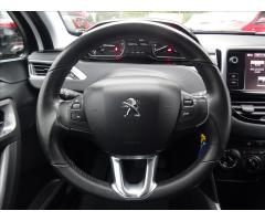 Peugeot 2008 1,2 81kW serviska, klima - 30