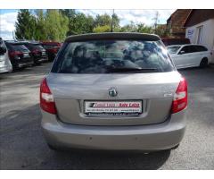 Škoda Fabia 1,4 i 16V serviska, 2x kola - 8