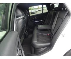 BMW Řada 3 2,0 320d xDrive, M paket, DPH - 24