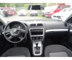 Škoda Octavia 1,9 TDi 1.majitel,DSG,webasto - 26