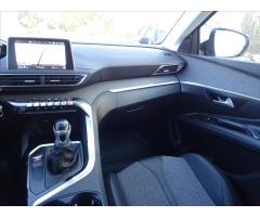 Peugeot 3008 1,5 BlueHDi 96kW Allure,ČR,serviska - 28