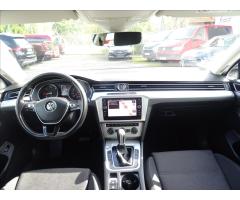 Volkswagen Passat 2,0 TDi 110kW, DSG, 1.majitel - 24