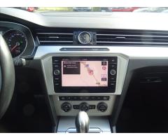 Volkswagen Passat 2,0 TDi 110kW, DSG, 1.majitel - 25