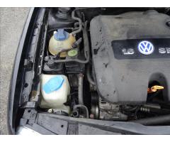 Volkswagen Golf 1,6 SR Highline,2xkola,EKO uhrazen - 34