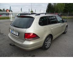 Volkswagen Golf 1,6 TDi Match,Webasto,auto klima - 8