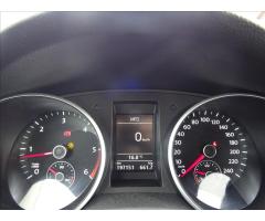 Volkswagen Golf 1,6 TDi Match,Webasto,auto klima - 34