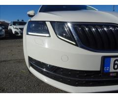 ŠKODA SUPERB COMBI 2.0TDI 140 LAURIN&K 4X4 DSG 7ST